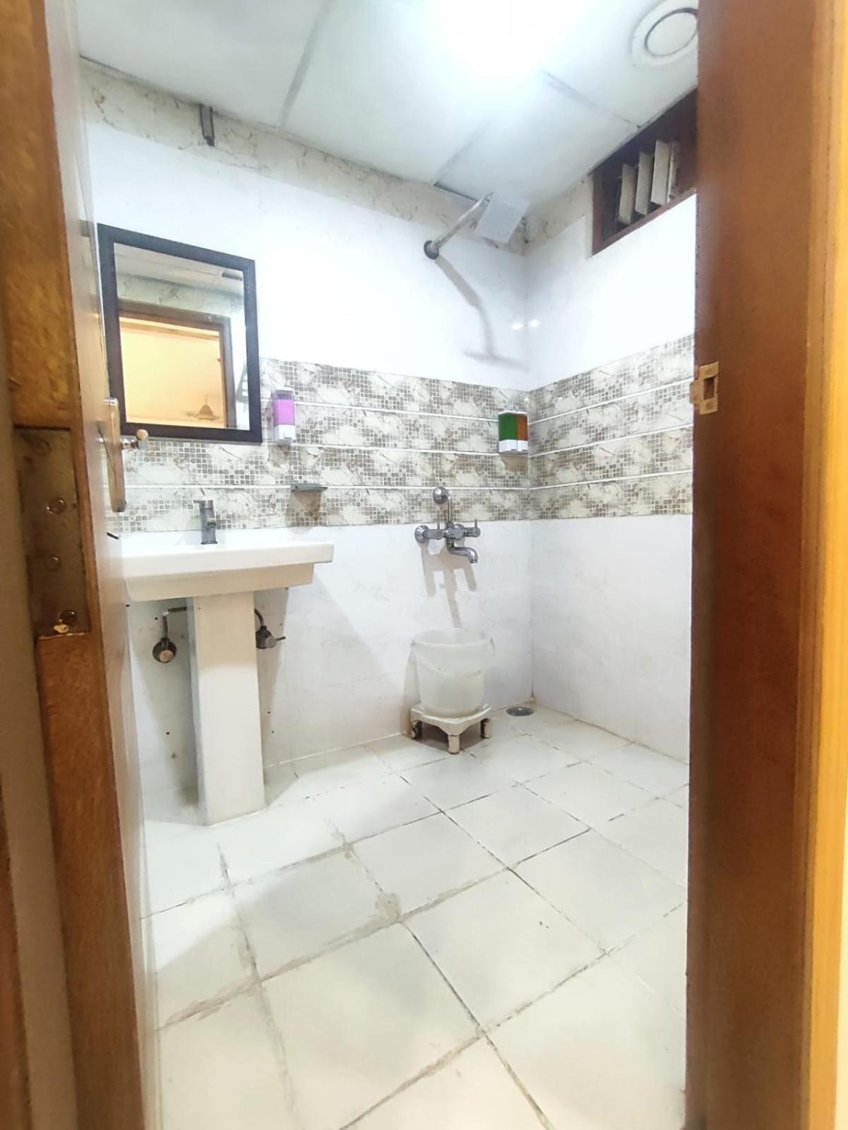 Hotel Jigyasa By Mayda Hospitality Pvt. Ltd. Agra  Esterno foto